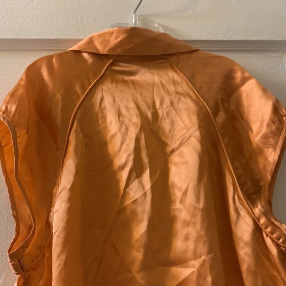 STATE OF MIND TANGERINE ORANGE SILK BLOUSE NEW SIZE SMALL - Picture 9 of 12